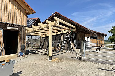 Aufbau neues Unterstand